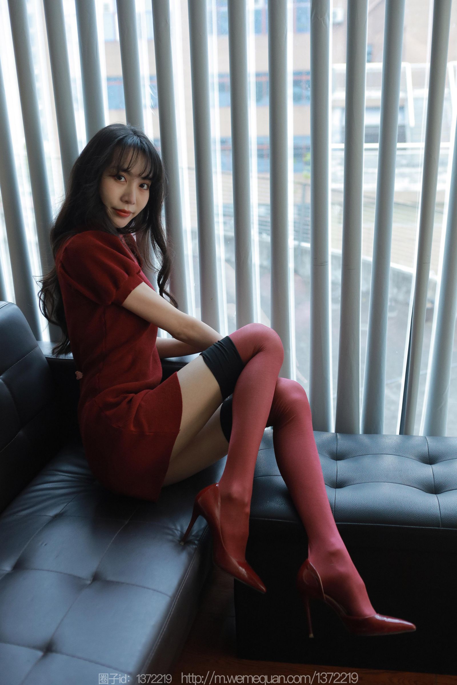 IESS异思趣向---模特-团团-红红火火-[81P-97MB]-2.jpg